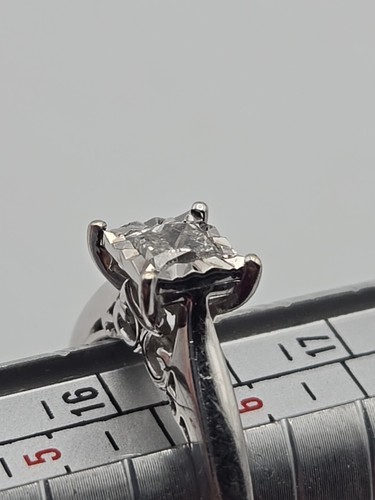 10 Karat Weißgold 1/2 Karat Diamant Hochzeit Set Prinzessschliff Solitär Größe 5,5-6 - Bild 18 von 22