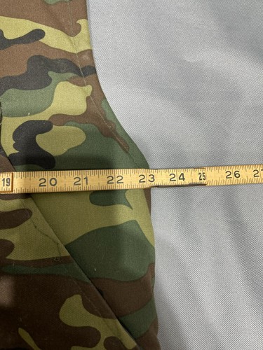 Vintage St Moritz Vest Mens Large Woodland Camo Camouflage Hunting Pouch Zip - Picture 3 of 14