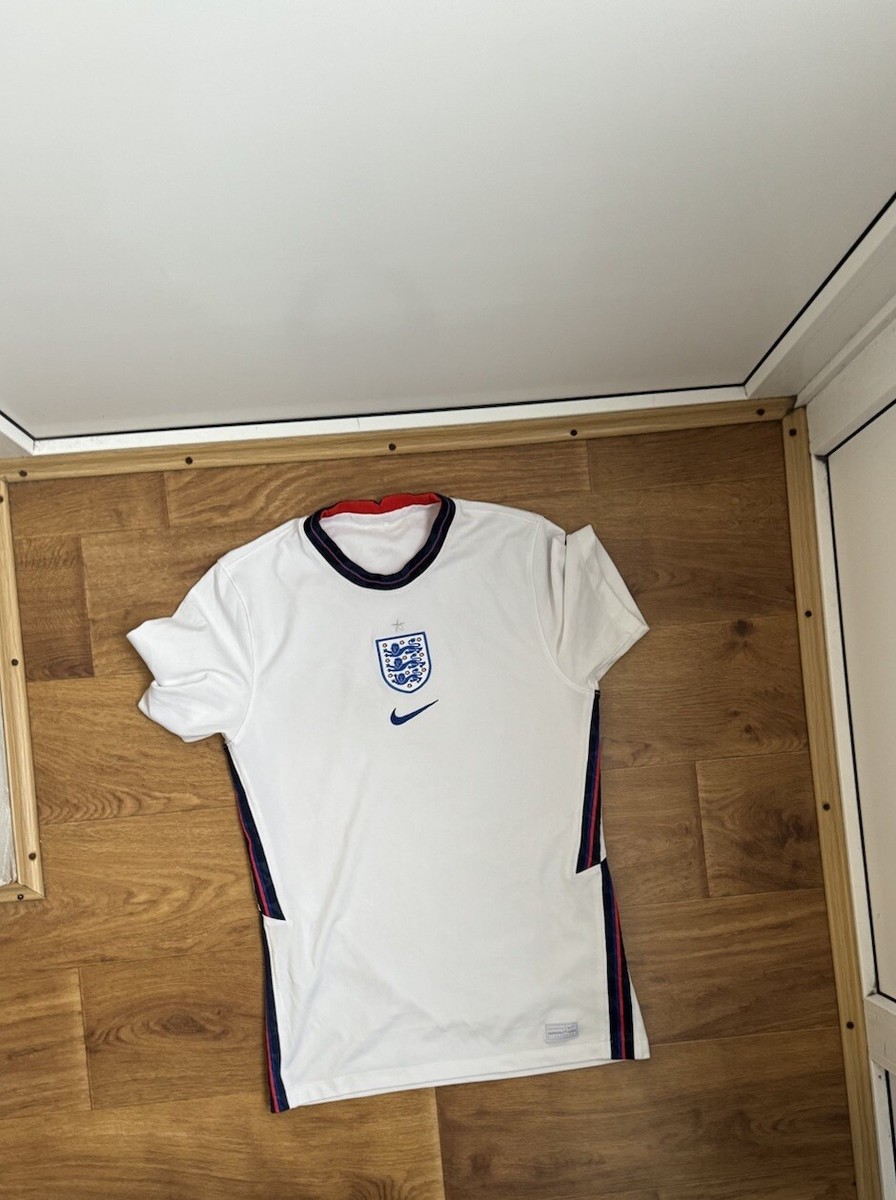 england euro home kit
