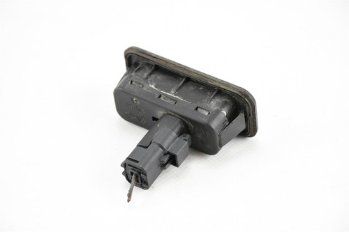 Renault Scenic 3 JZ Botón De Apertura Del Maletero Exterior 8200078258 - Imagen 4 de 4