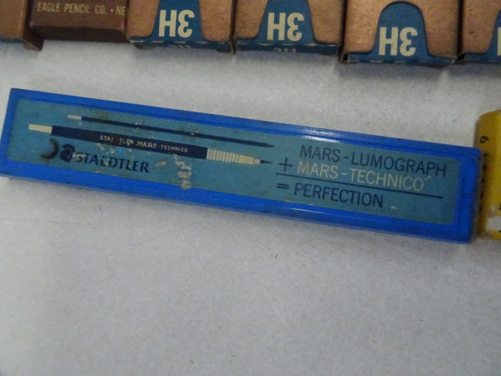 Eagle Drafting Pencil Leads Turquoise Red Graphite 4H 3H 2H 14 boxes Vintage