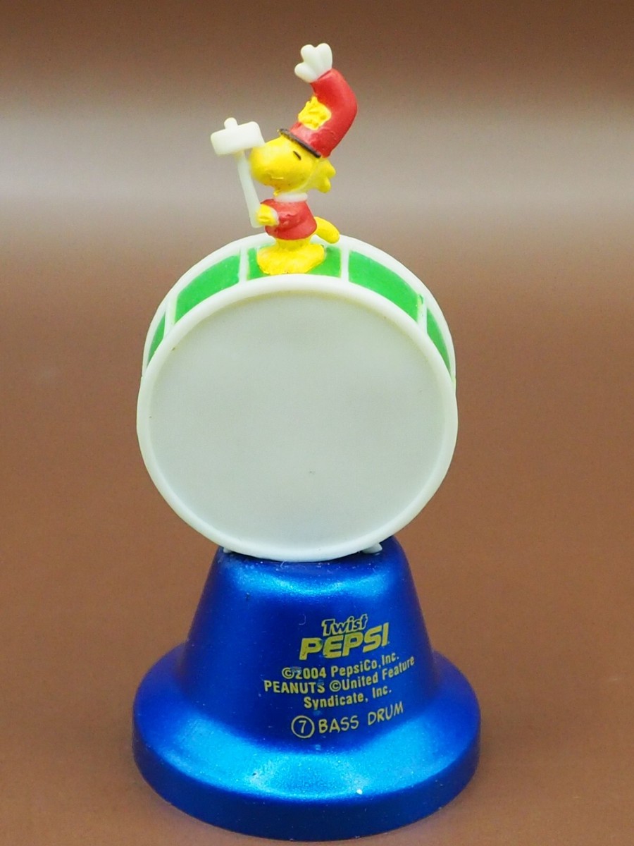 Woodstock Snoopy Hand Bell 7 Bass Dram Mini Figure Pepsi