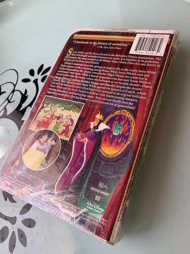 WALT DISNEY MASTERPIECE SNOW WHITE & SEVEN DWARF VHS #1524 Movie FACTORY SEALED - Imagen 4 de 7