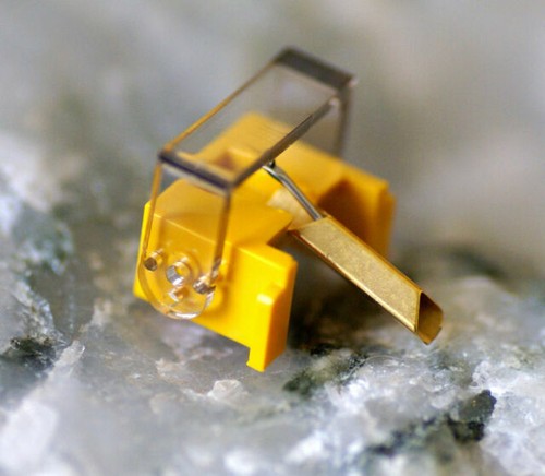 Diamant / Aiguille Universelle Pour Platine Vinyle - Modèle 5360 Zafira Coner Cosmo MK 23 - Neuf