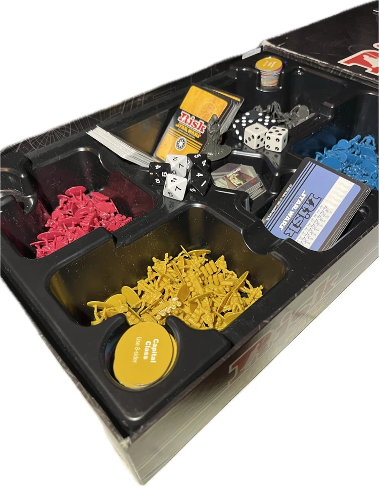 RISK Star Wars Clone Wars Edition Board Game Parker Brothers 2005 - Image 4 of 4