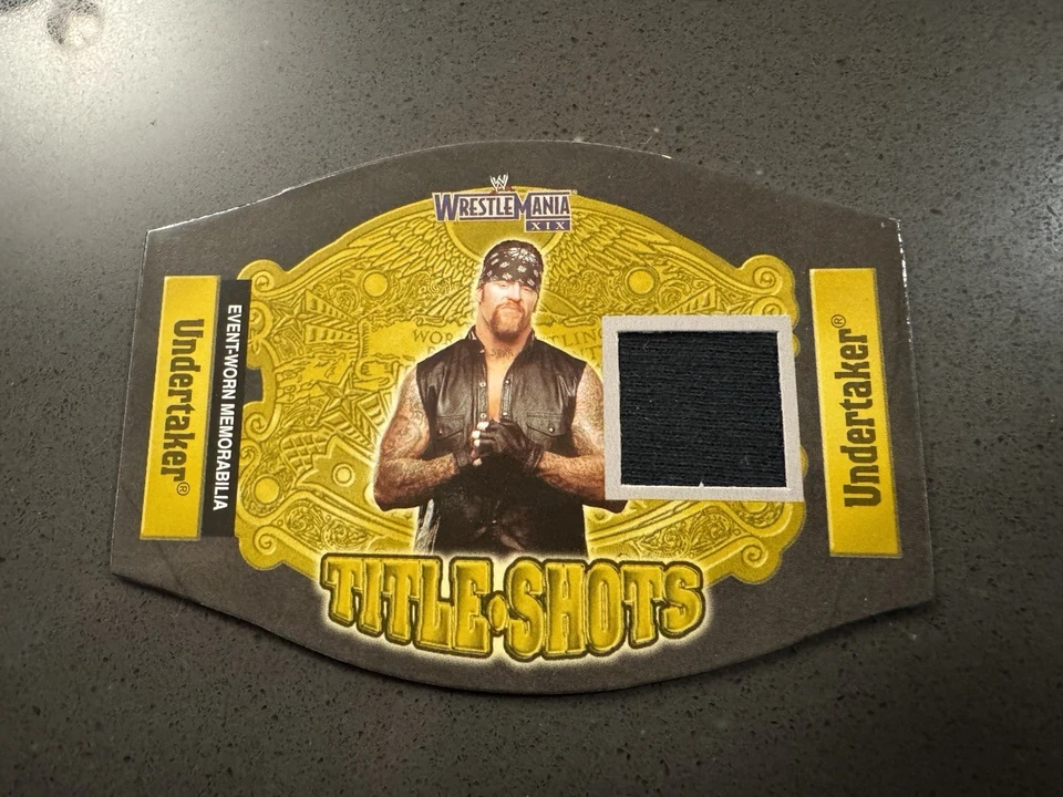 WWE ГРОБОВЩИК 2003 WRESTLEMANIA FLEER НАЗВАНИЕ ВЫСТРЕЛЫ СОБЫТИЕ Б/У РУБАШКА РЕЛИКВИЯ КАРТА - Изображение 2 из 4