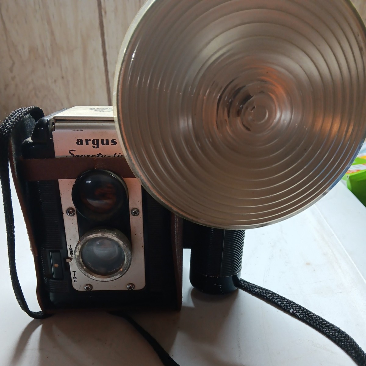 Vintage Argus Seventy-Five 75 620 Film Camera w/ Case - Flash 