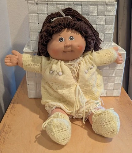1985 Vintage Cabbage Patch Doll Brown Hair Brown Eyes