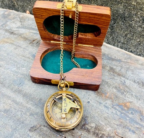 X-mas Brass Push Button Sundial Compass Antique Nautical With Wooden Box - 第 1/6 張圖片