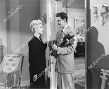 8B11-385 Marjorie Reynolds Loren Tindall w the firewood film Meet Me on Broadway