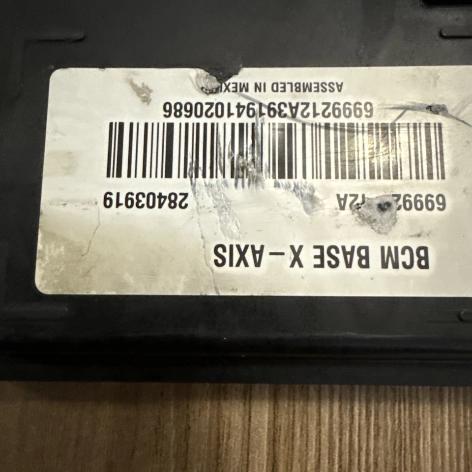 Harley-Davidson Dyna FLD 2014 módulo de seguridad Switchback 28403919 OEM 12-15 Foto 2 de 4