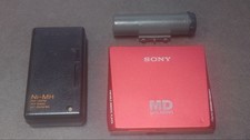 Sony Walkman Compact MiniDisc Player MD Recorder MZ-E75 Digital Audio Red Japan