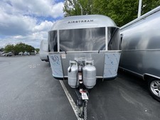 2026 Airstream Classic 28RBT