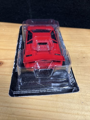 LAMBOURGHINI COUNTACH L500 RED DIE CAST MODEL CAR SCALE 1:43 - Picture 4 of 6