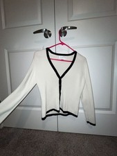 Casual Corner Annex Petite V-Neck Cardigan Si...