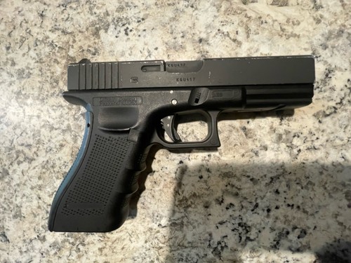 Umarex Glock 17 Gen4 CO2 Blowback .177 BB Gun by Glock READ DESCRIPTION 
