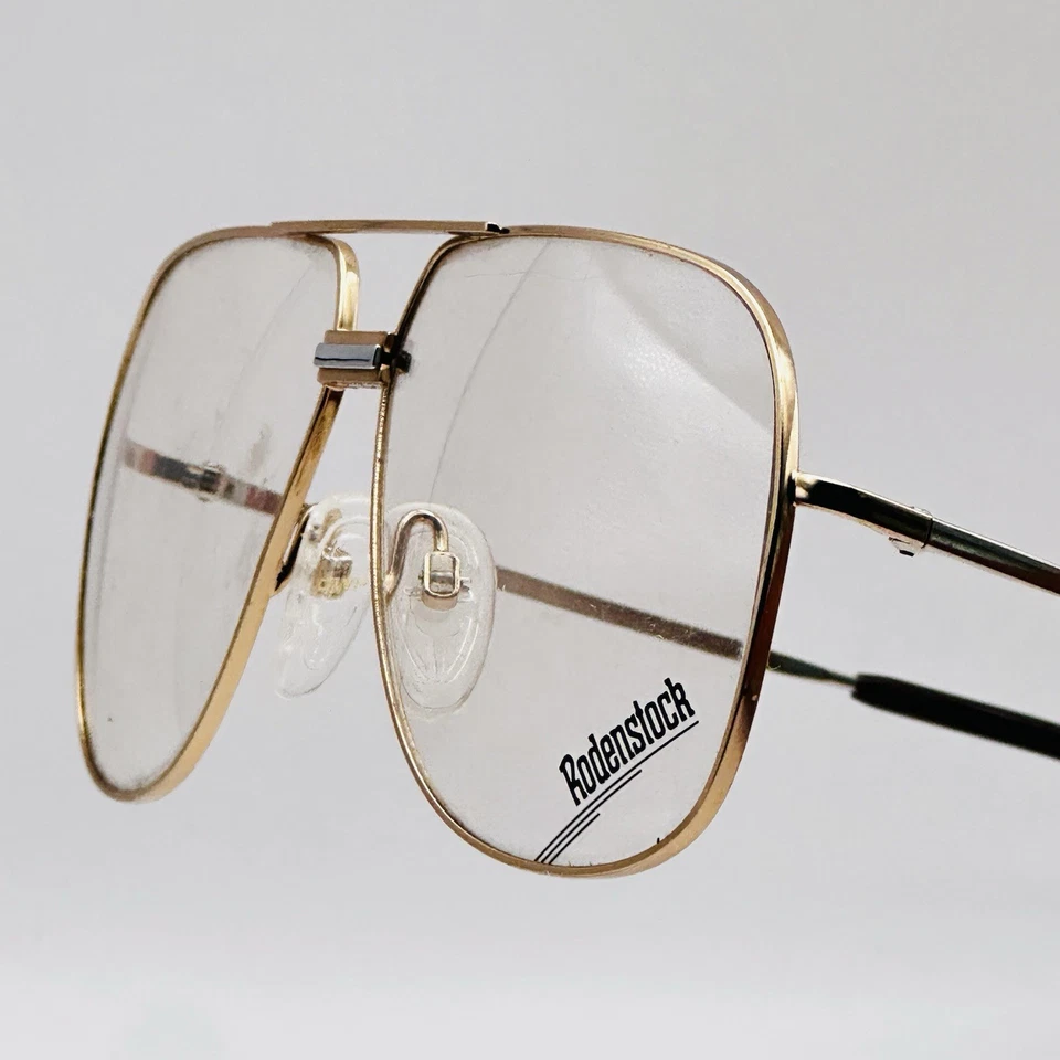 Gafas Rodenstock Hombres Damas Ovaladas Dorado Flyer Mod 883 Verdadero De Colección Años 80 Nuevo de Lote Antiguo Foto 3 de 4