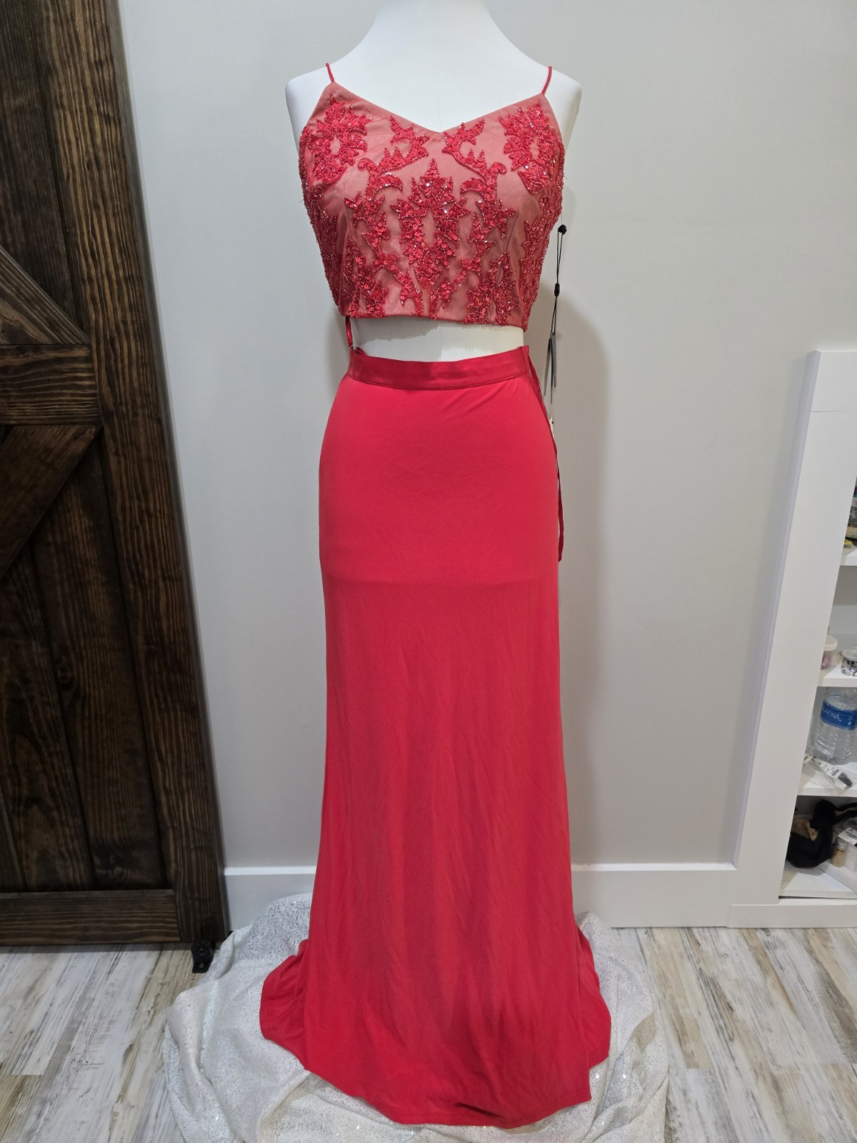 Adrianna Papell Petite AP1E201024 Two Piece Beaded Sheath Gown NWT size 2P  Red