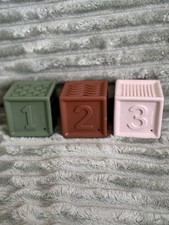 Itzy Ritzy Blocks