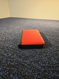 Nintendo 3DS XL Handheld Red Console SPR-001 System Bundle 20 Games & Charger