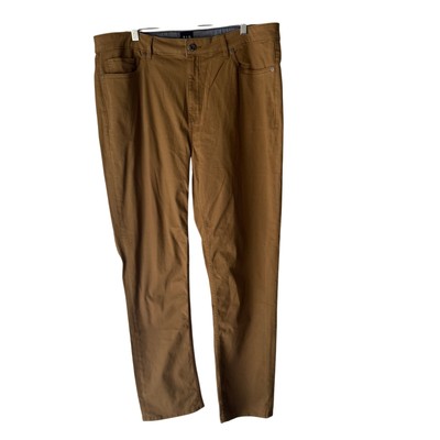 GAP Men s Slim Fit Stretch Khaki Pants Brown Size 40x32 98% Cotton Comfort