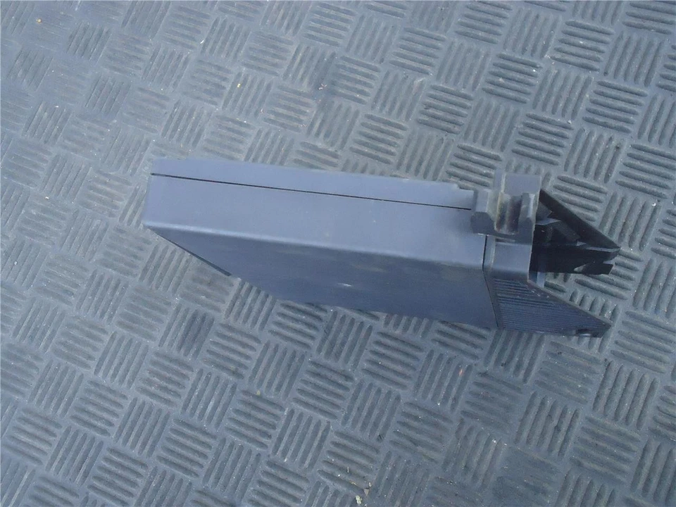 1997 Mercedes-Benz E320 Throttle Control Module OEM - Image 3 of 4