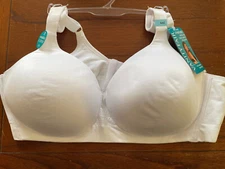 New Vanity Fair White 71282 Beyond Comfort Wireless Bra 40D MSRP $50