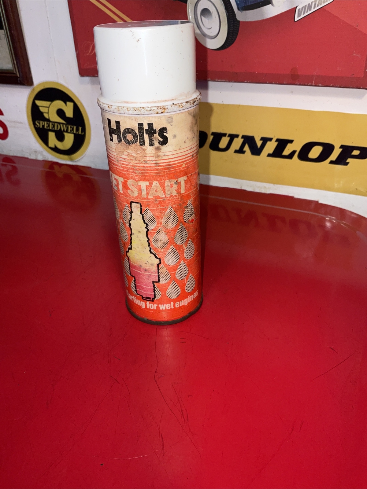 VINTAGE HOLTS WET START AUTOMOTIVE LUBRICANT, 80’s, GARAGE ART