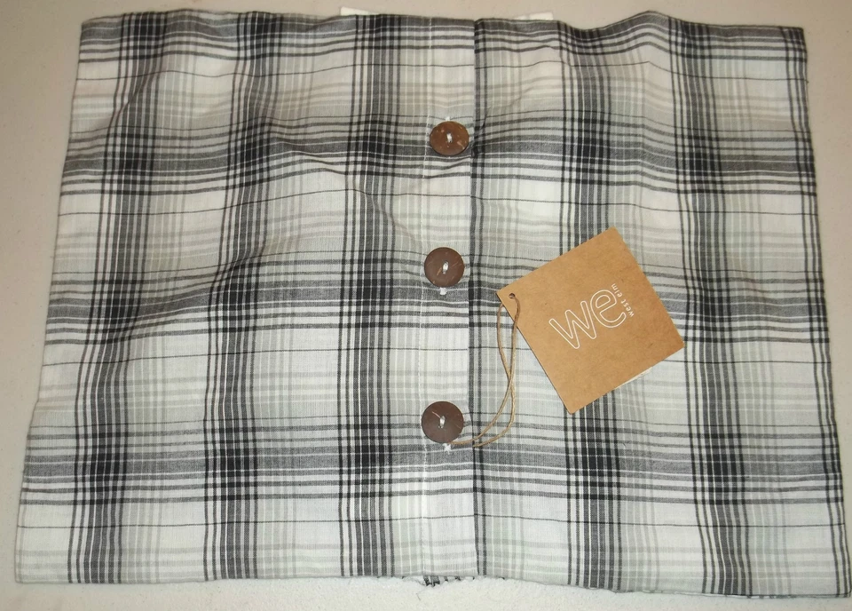 FUNDA DE ALMOHADA DECORATIVA A CUADROS CON VOLANTES WEST ELM 12 X 16 NEGRO BLANCO #509 Foto 2 de 2