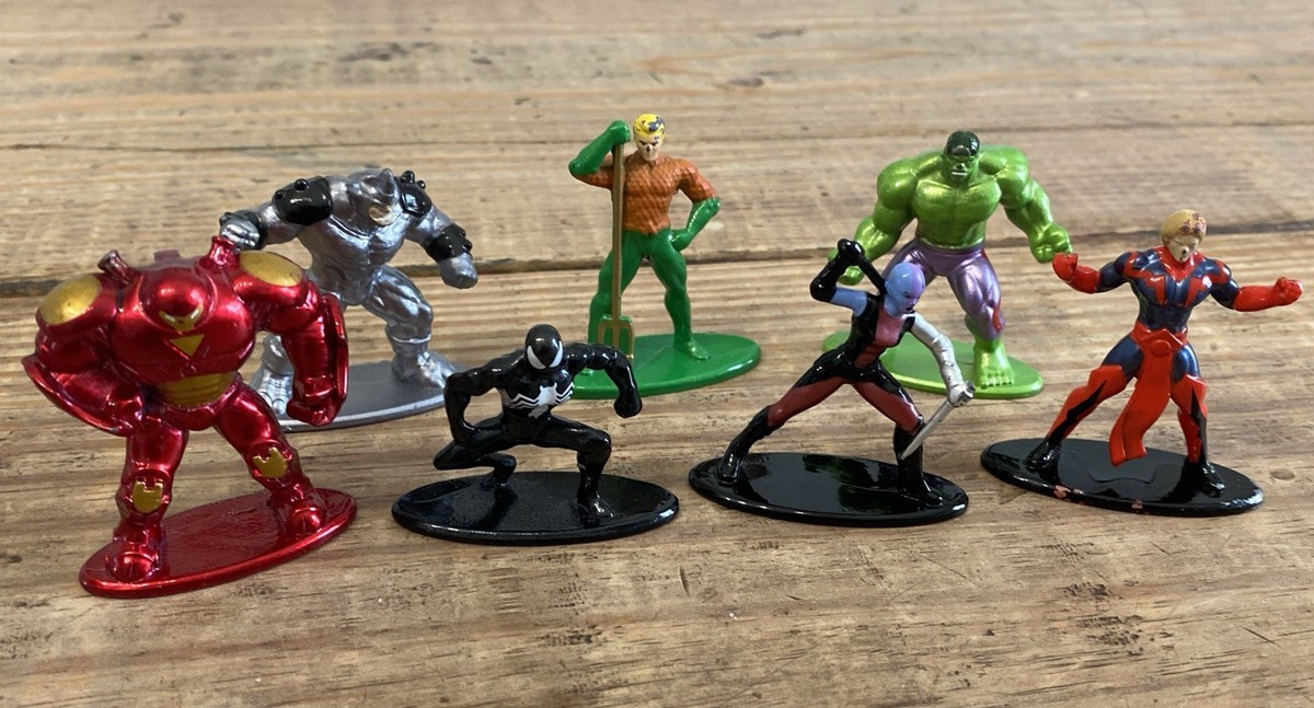 Jada Marvel Nano Metalfigs Lot of Mini-Figures Die-Cast Metal DC