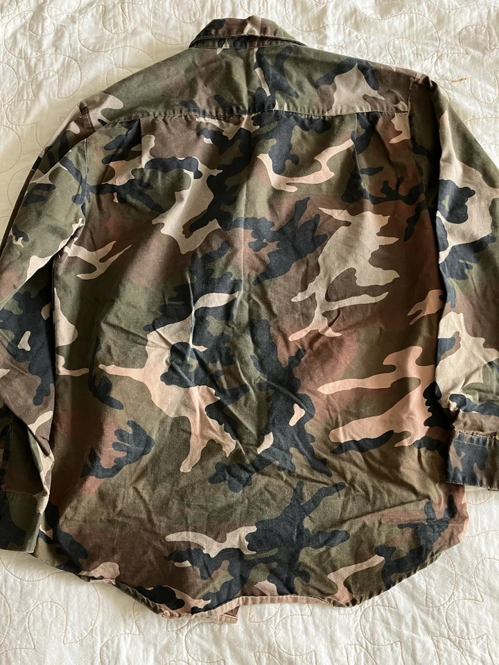 Vintage 90s Winchester Woodland Camo M Button Up Shirt Embroidered Duck Hunting - Image 4 of 4