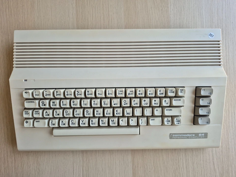 ✅ COMMODORE 64 C64 C C64-II ⭐ guter Zustand (ohne Monitor, ohne Netzteil) ⚡️