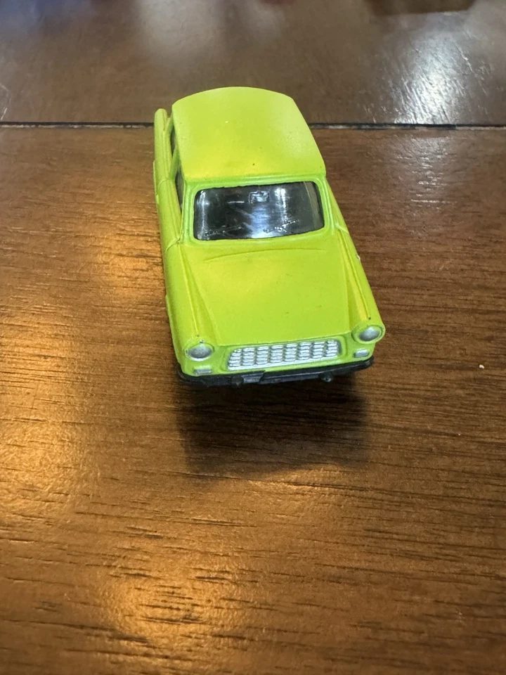 De colección Maisto Trabant Cupé Verde Lima 1:64 Diecast Hecho en China Foto 3 de 4