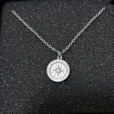 Stray Kids Lee know Leebit necklace 5-star Dome Tour unveil Seoul Official Good