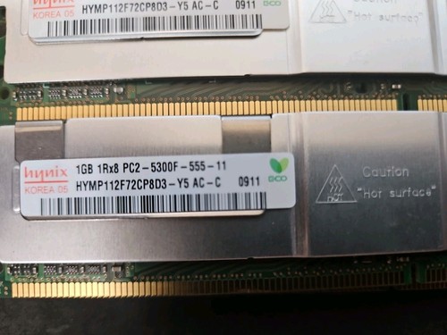 Hynix 1 GB DIMM DDR2 Memory (HYMP512F72BP8N3Y5) x4 (4GB Total) - Picture 1 of 3