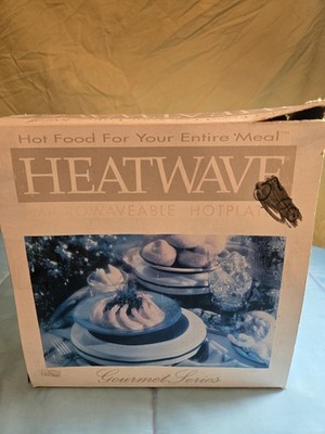 Vintage Heatwave Microwavable Hotplate 10'' Mexico Red White Heavy Ceramic New 