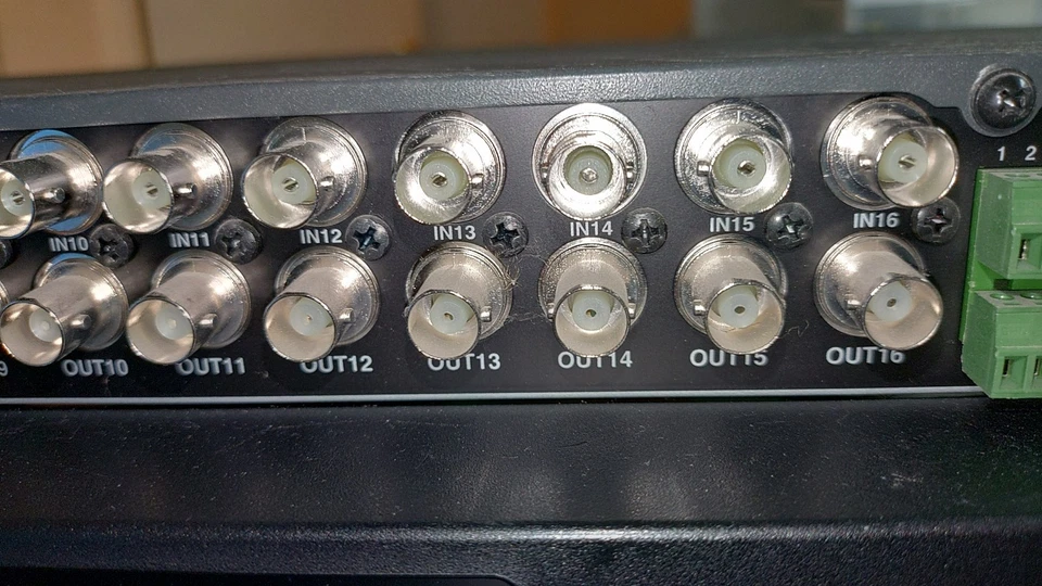 {Pelco} [DX8100 Series] 16-Channel Expansion Unit - Image 4 of 4