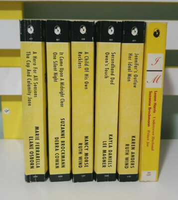 12 Mills & Boon SILHOUETTE Intimate Moments Romance Novels in 6 volumes bulk lot