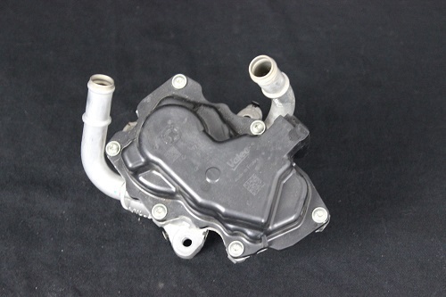 Audi A4 8W B9 TDI Abgasrückführung Rückführung Ventil AGR 04L131501N