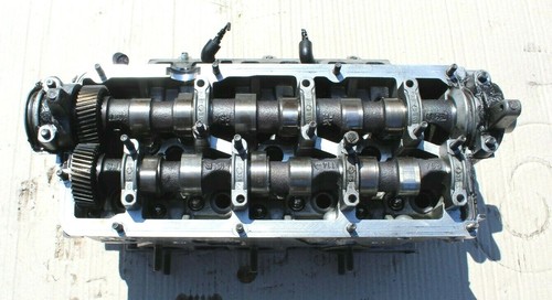 VW Passat BG3 Zylinderkopf Nockenwellengehäuse mit Nockenwellen links