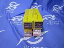 NIB BUSSMANN BUNDLE OF 4 TIME-DELAY FUSES LPN-RK-200 200A 250VAC/VDC 1 Y WARRANT