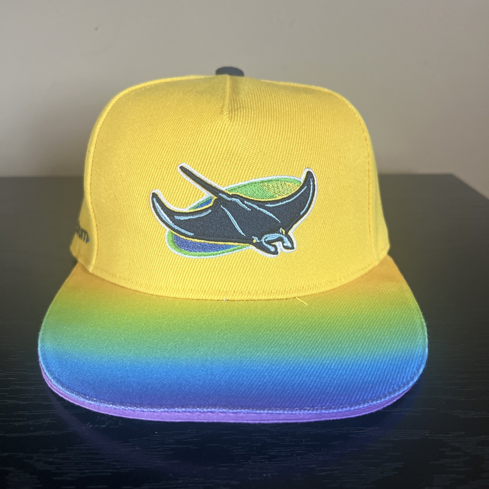 Picture 1 of 4