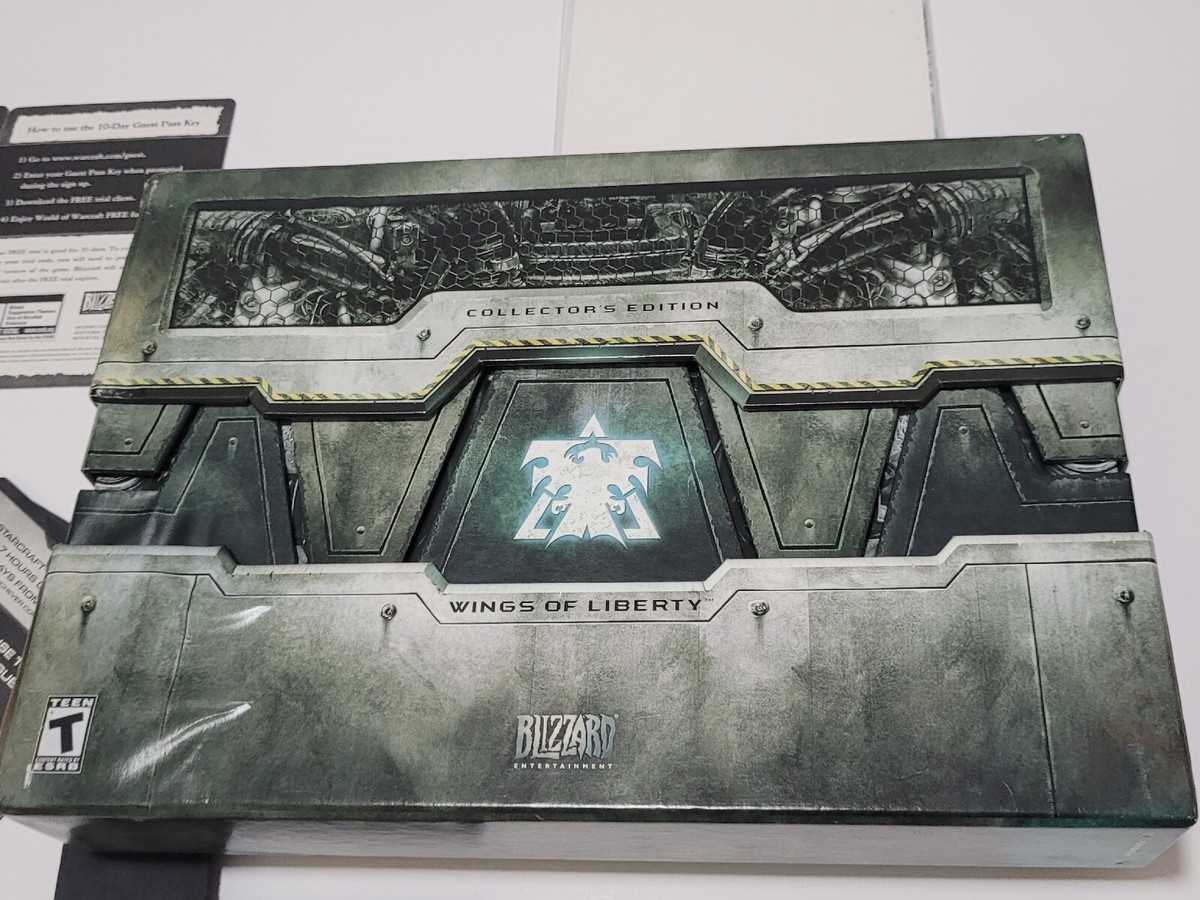 新品 未開封 Starcraft II Collector's Edition Amazon.com: Starcraft 2: Wings of Liberty Collector's