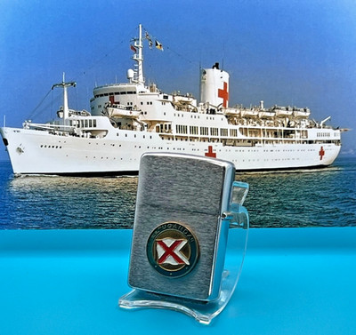 Brandneu 1994 Zippo Feuerzeug FALKLAND & SS UGANDA KRANKENHAUSSCHIFF doppelseitig