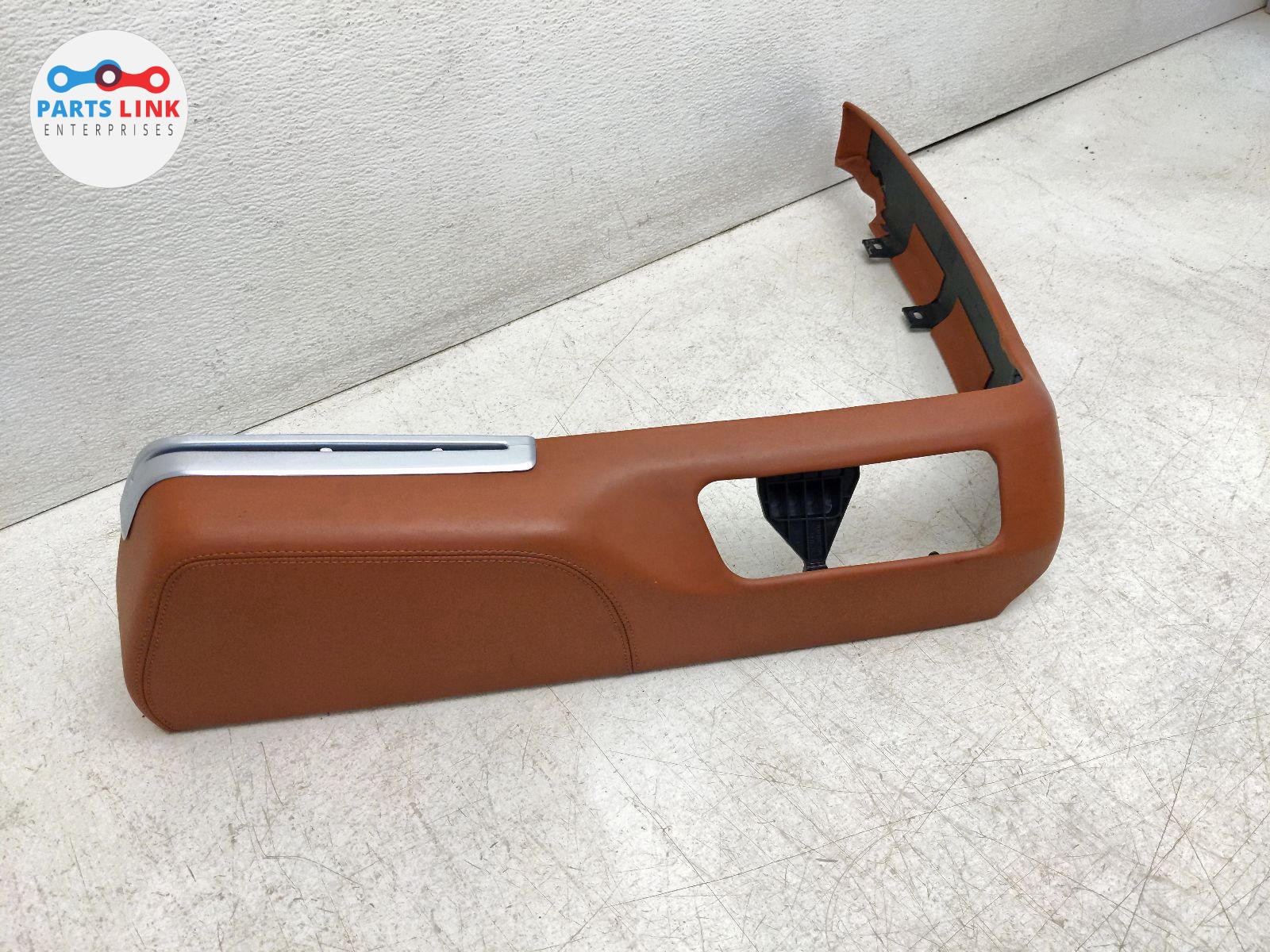2006-12 BENTLEY CONTINENTAL FLYING SPUR FRONT RIGHT SEAT SWITCH TRIM COVER 3W2