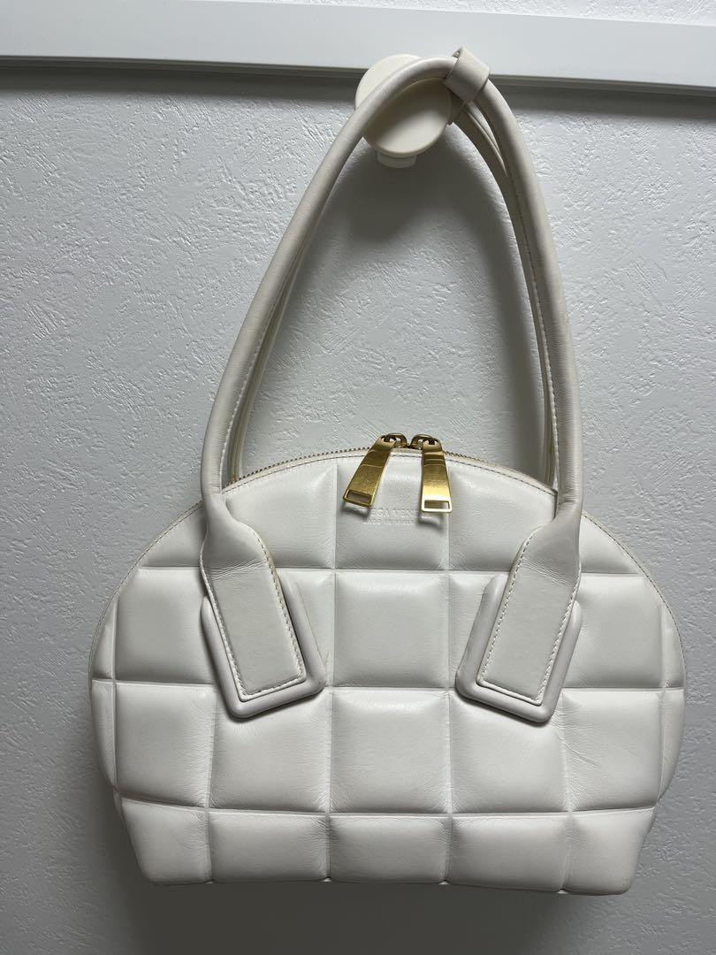 Bottega Veneta BV Swoop White Shoulder Bag with Cover Gently Used 