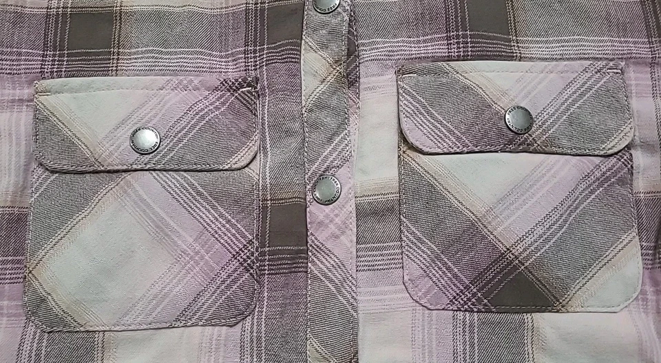 Chaqueta de franela a cuadros de piel sintética mediana gruesa Free Country para mujer manga larga  Foto 2 de 4