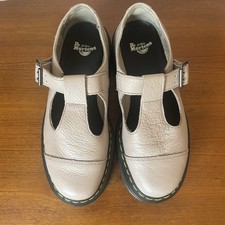 Dr Marten Bethan khaki Mary Jane platform Size 9