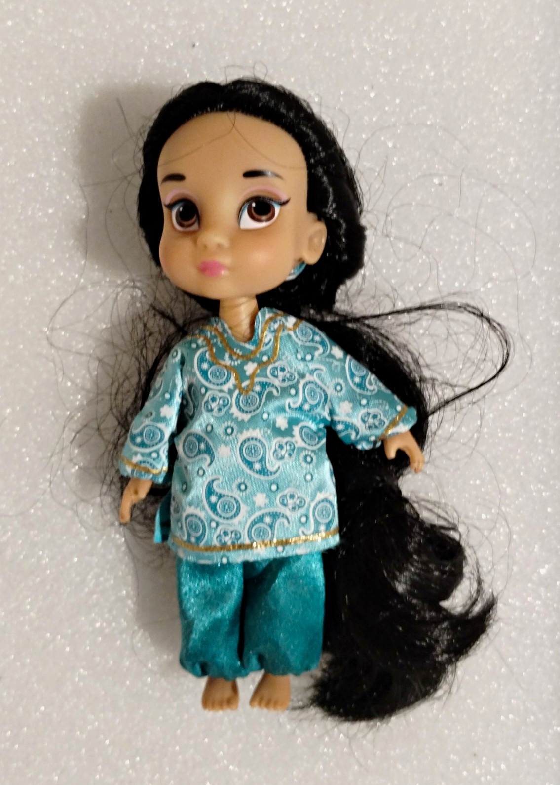 Disney Animators' Collection Jasmine 6in Doll Aladdin Black Hair Brown Eyes