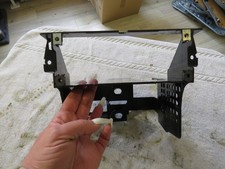VW Passat 3BG Mittelkonsole Doppel-DIN Radio Halterung 3B0858757